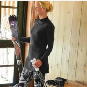 $25 Athleta Hot When Your Not Dress